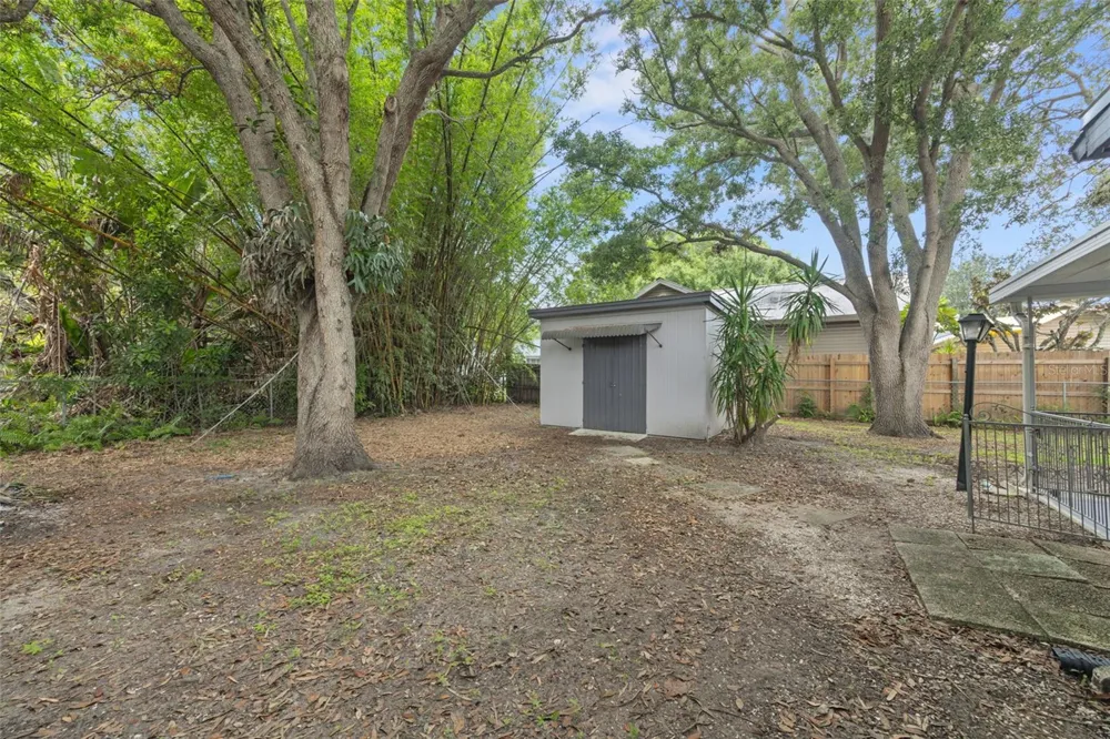 302 51ST STREET W Bradenton, FL 34209