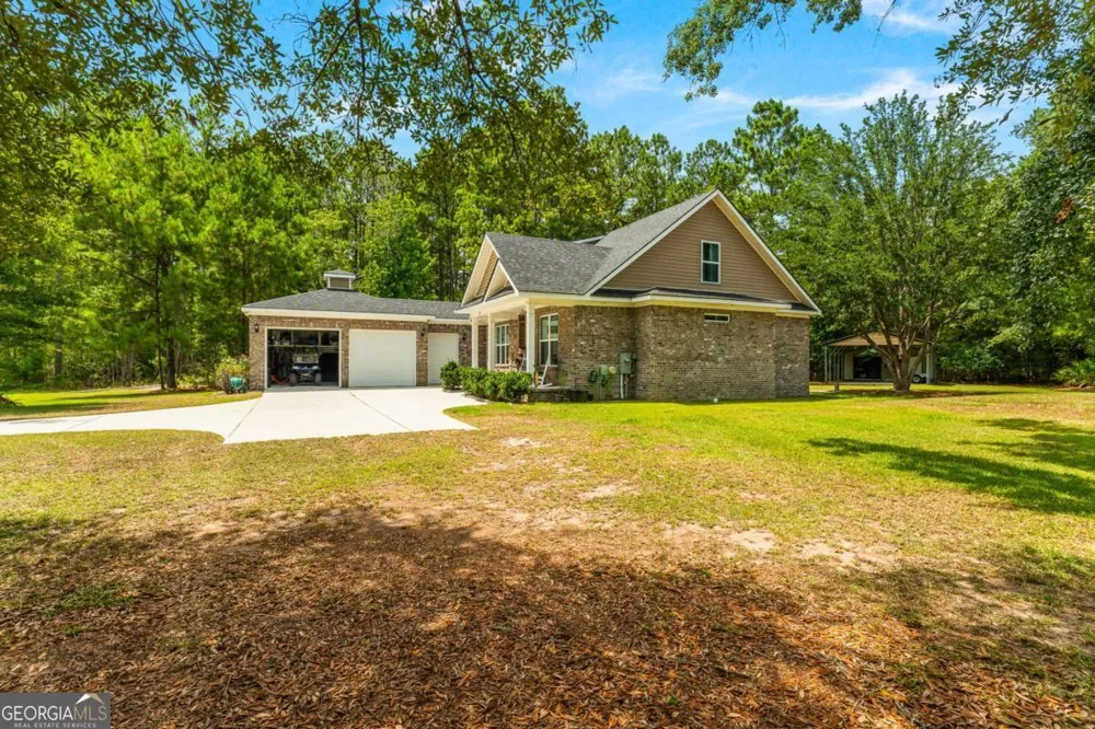 238 Dean DR Guyton, GA 31312