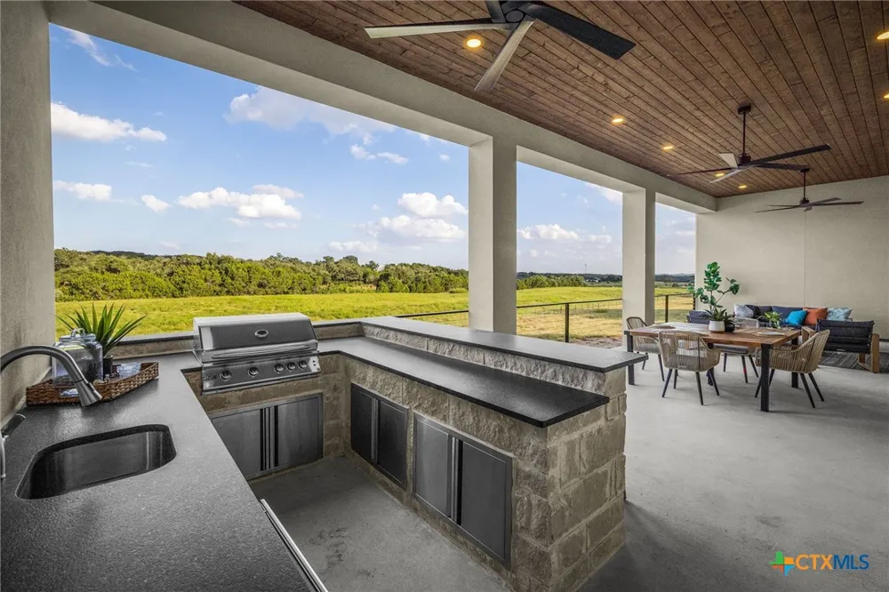 771 Early Ridge Road Bulverde, TX 78132