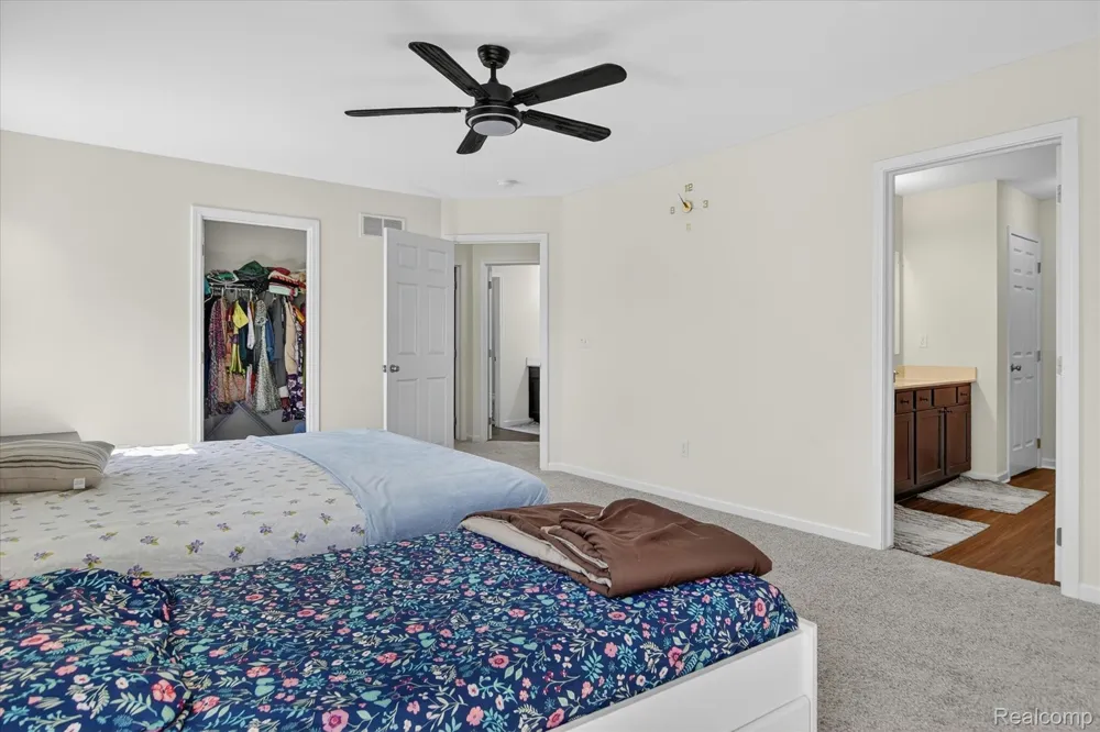 58676 Losino Drive Lyon Charter Township, MI 48178