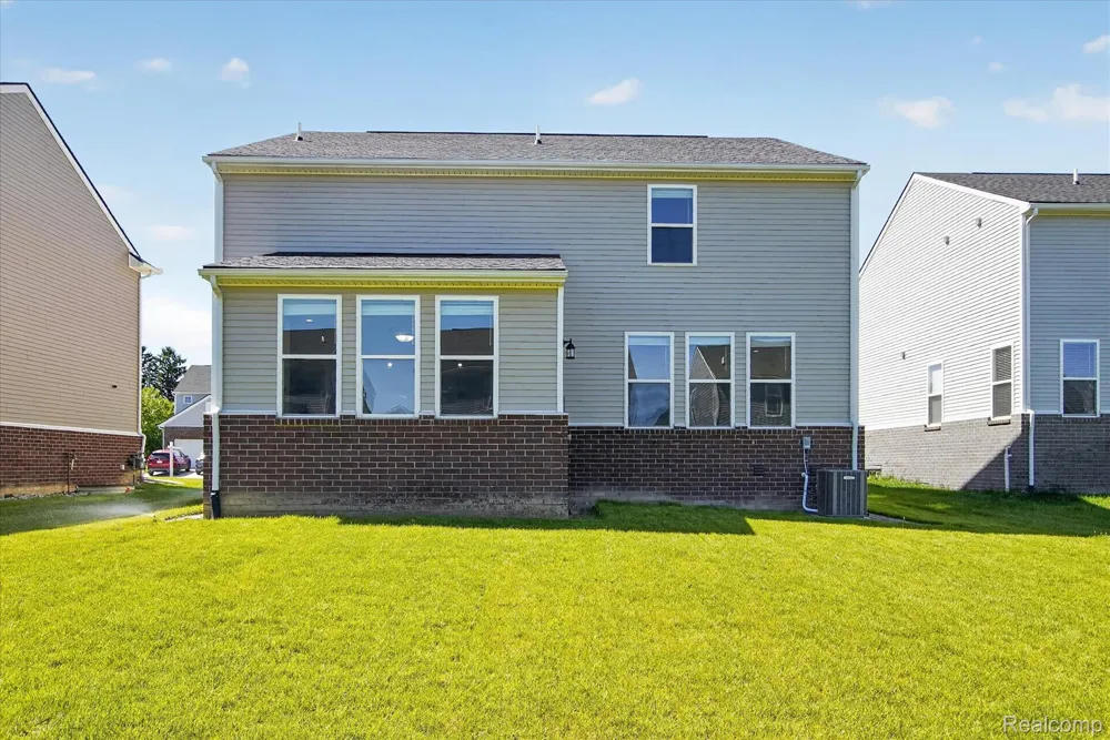 58676 Losino Drive Lyon Charter Township, MI 48178