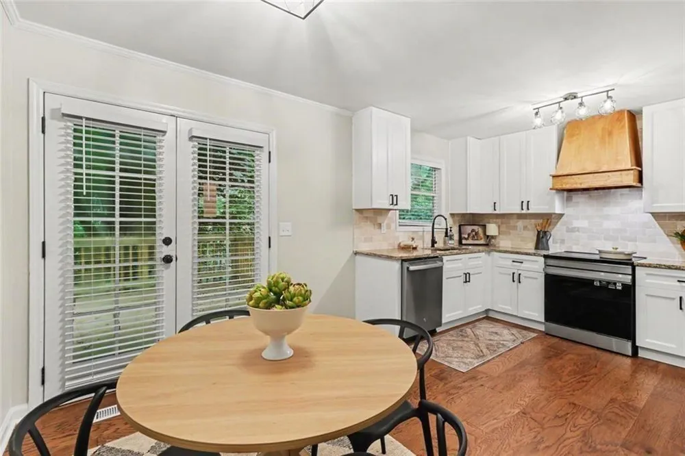 48 Lazy Water Drive Euharlee, GA 30120