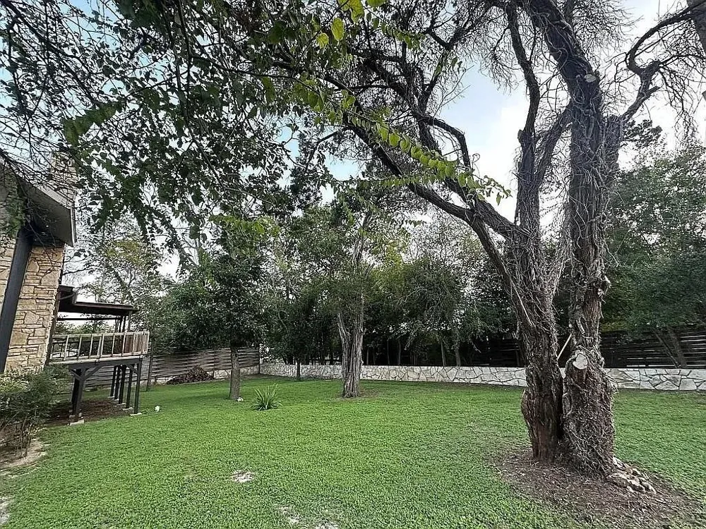 615 Tanglewood Lane Kerrville, TX 78028