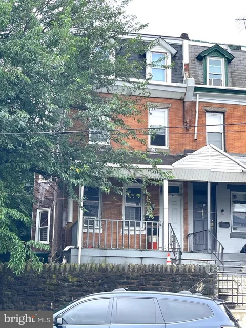 110 W TABOR ROAD