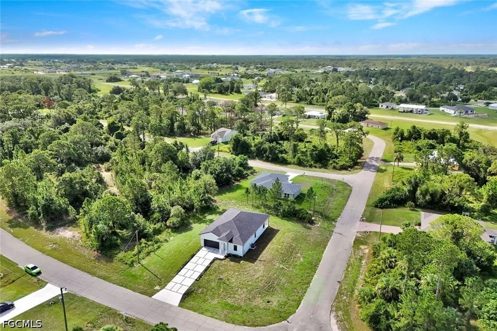 NE Tradewinds Circle Labelle, FL 33935