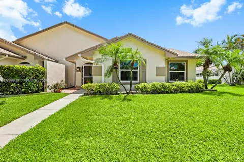 9370 BOCA GARDENS PKWY #D