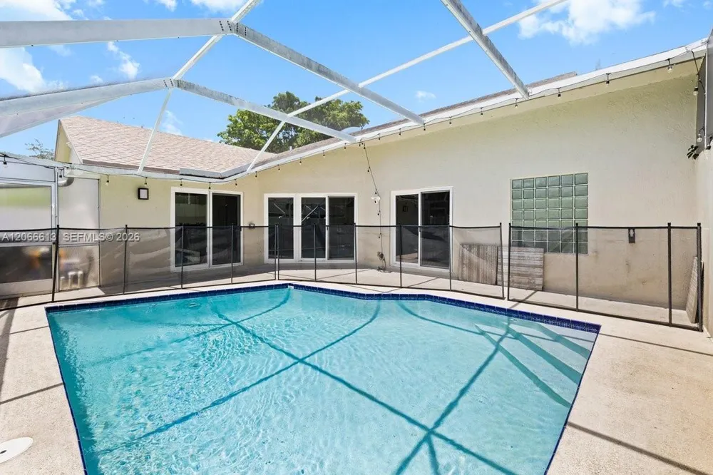 9370 BOCA GARDENS PKWY #D Boca Raton, FL 33496