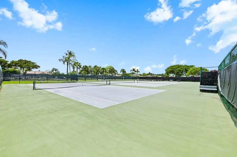 9370 BOCA GARDENS PKWY #D Boca Raton, FL 33496