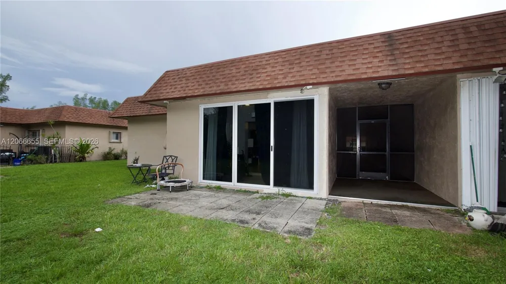 1904 Palmland Dr #3 Boynton Beach, FL 33436