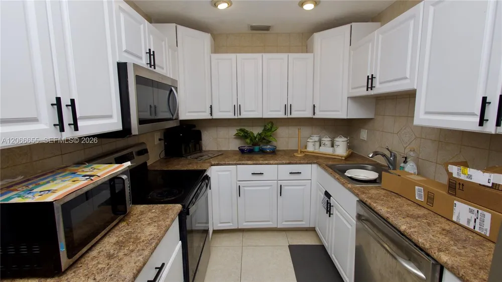 1904 Palmland Dr #3 Boynton Beach, FL 33436