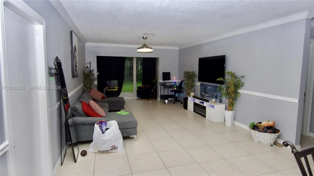 1904 Palmland Dr #3 Boynton Beach, FL 33436