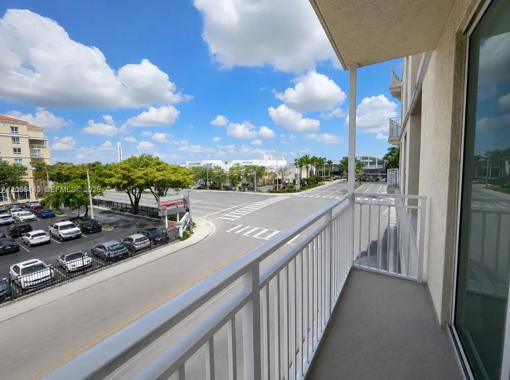 7270 SW 88th St #B202 Miami, FL 33156