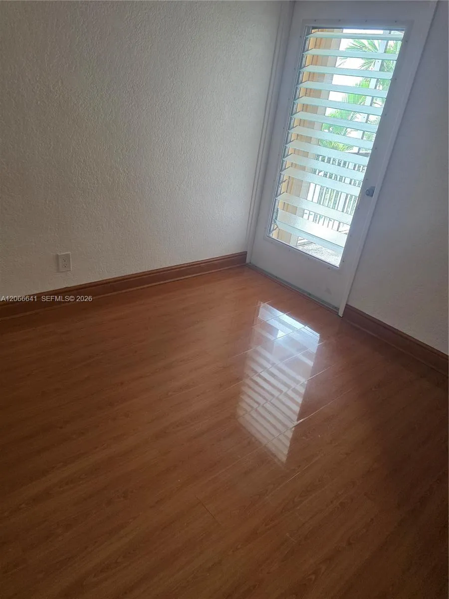 1500 SE 15th St #318 Fort Lauderdale, FL 33316