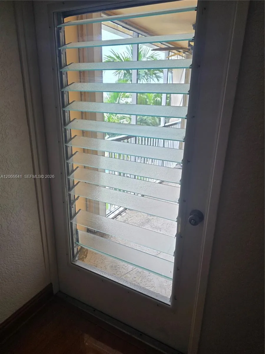 1500 SE 15th St #318 Fort Lauderdale, FL 33316