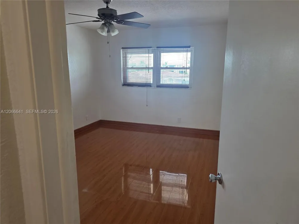 1500 SE 15th St #318 Fort Lauderdale, FL 33316