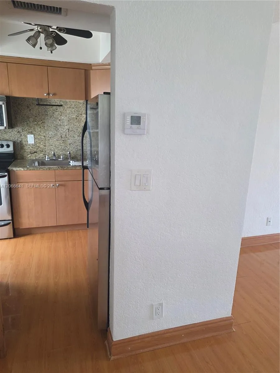 1500 SE 15th St #318 Fort Lauderdale, FL 33316