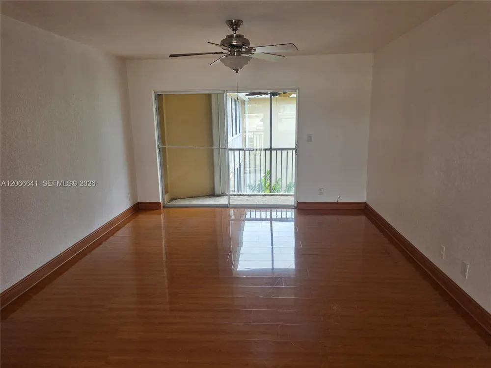 1500 SE 15th St #318 Fort Lauderdale, FL 33316