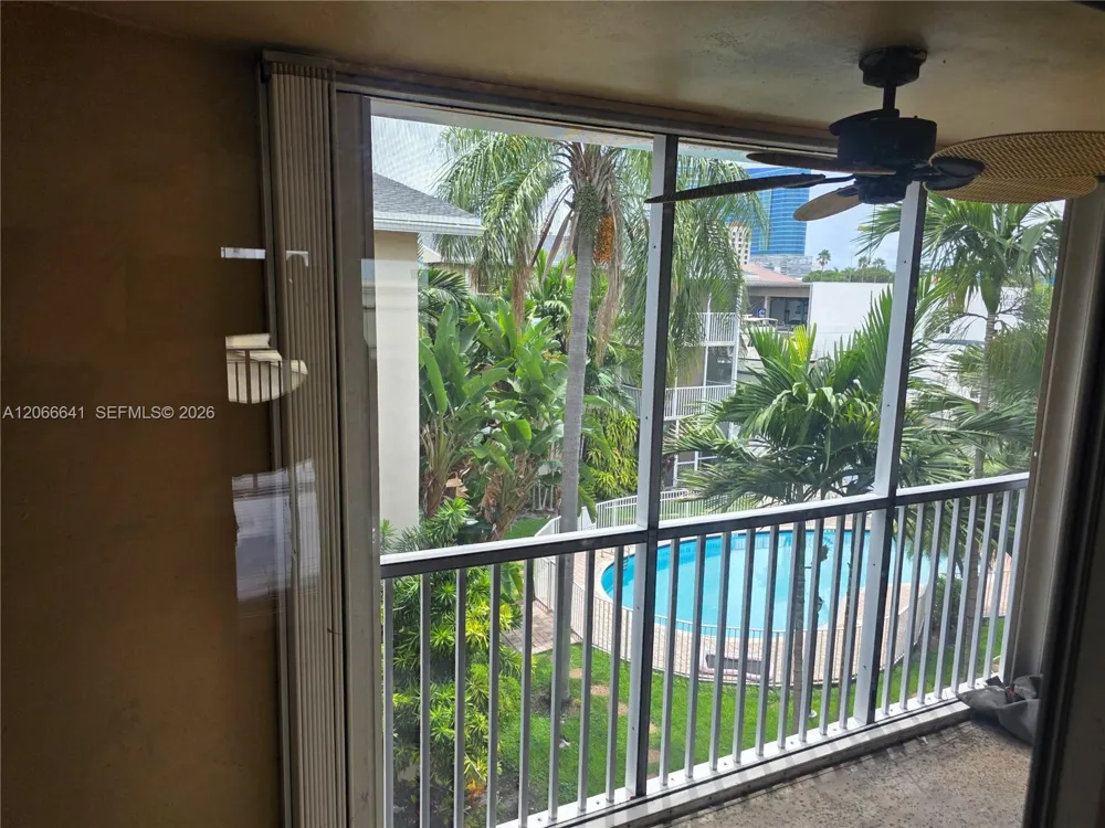 1500 SE 15th St #318 Fort Lauderdale, FL 33316