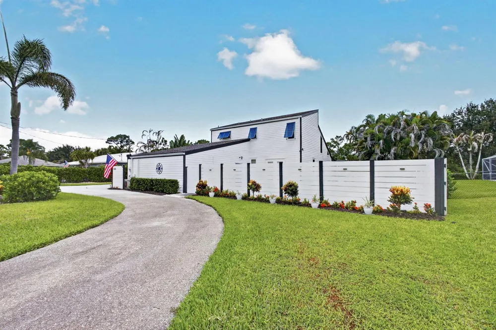 5723 SE ORANGE BLOSSOM TRAIL Hobe Sound, FL 33455
