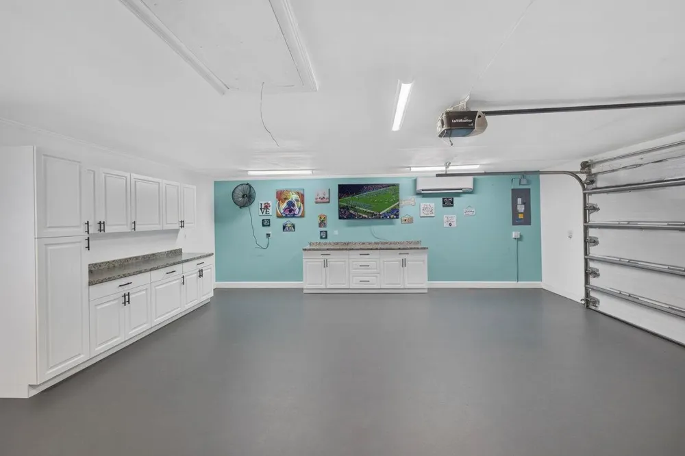 5723 SE ORANGE BLOSSOM TRAIL Hobe Sound, FL 33455