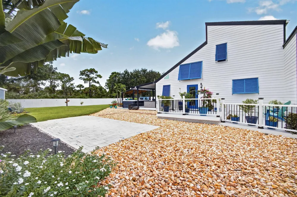 5723 SE ORANGE BLOSSOM TRAIL Hobe Sound, FL 33455