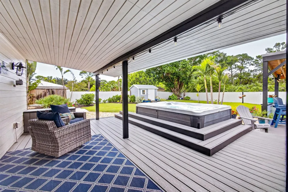 5723 SE ORANGE BLOSSOM TRAIL Hobe Sound, FL 33455