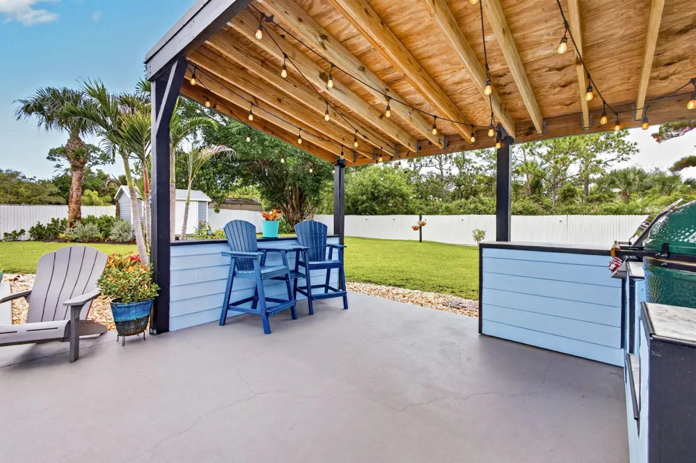 5723 SE ORANGE BLOSSOM TRAIL Hobe Sound, FL 33455