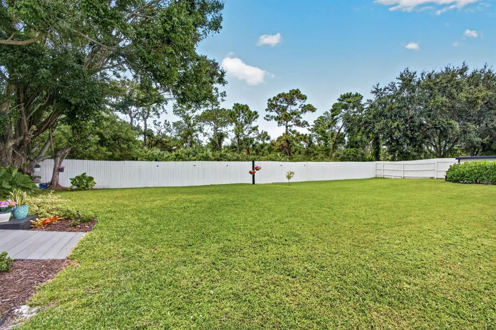 5723 SE ORANGE BLOSSOM TRAIL Hobe Sound, FL 33455
