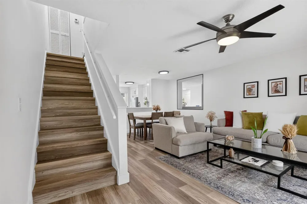 9899 KAMENA CIRCLE Boynton Beach, FL 33436
