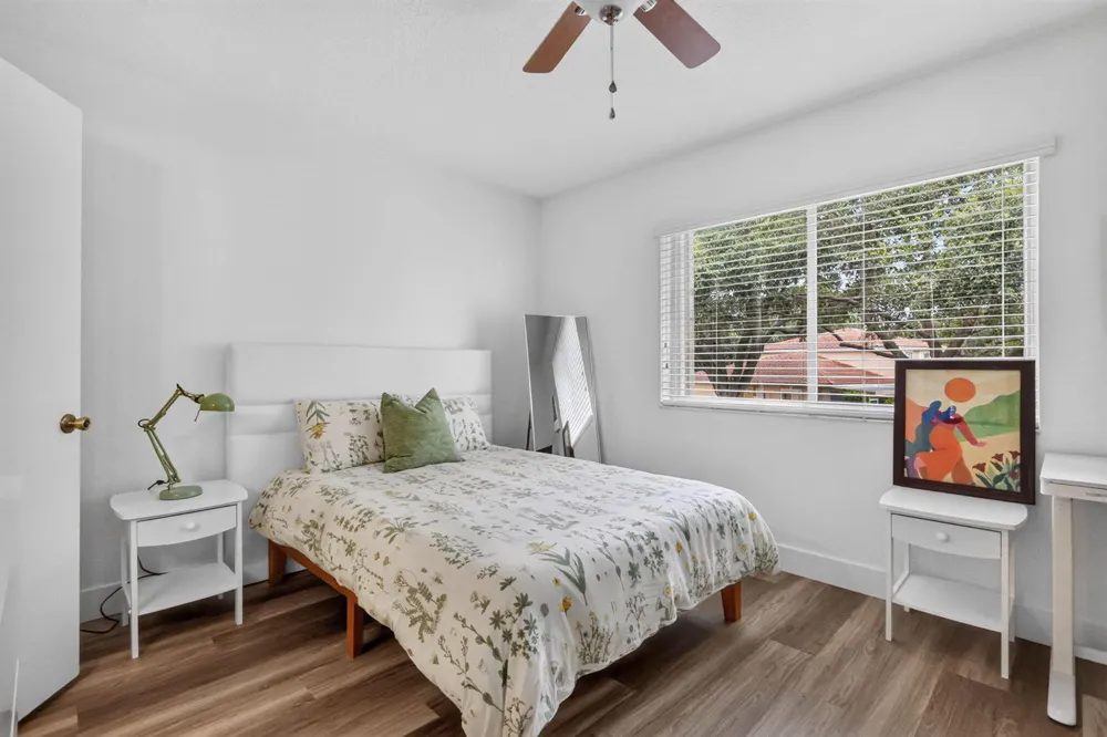 9899 KAMENA CIRCLE Boynton Beach, FL 33436
