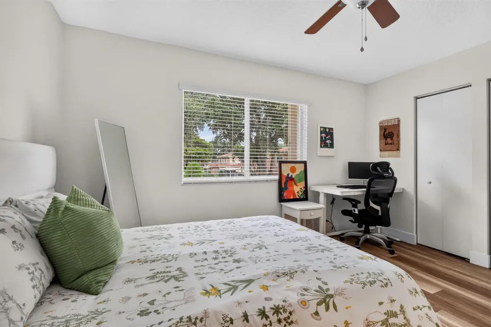 9899 KAMENA CIRCLE Boynton Beach, FL 33436