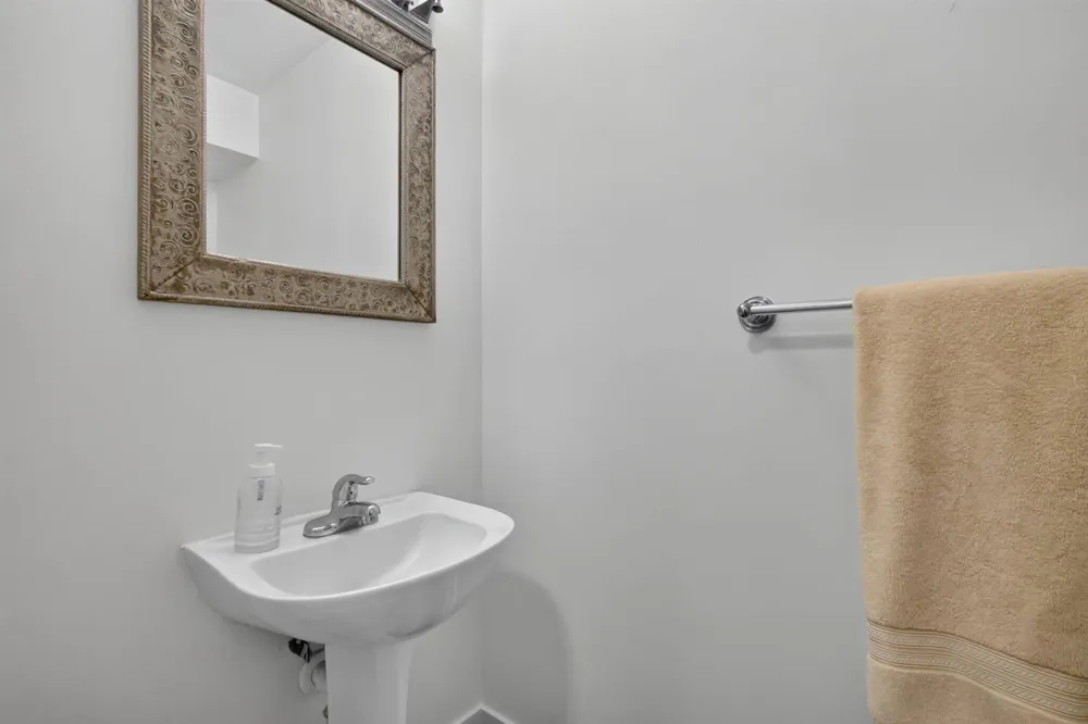 9899 KAMENA CIRCLE Boynton Beach, FL 33436