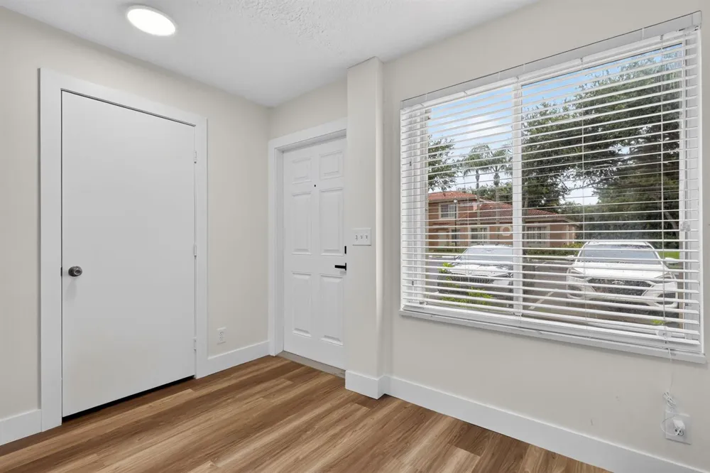 9899 KAMENA CIRCLE Boynton Beach, FL 33436