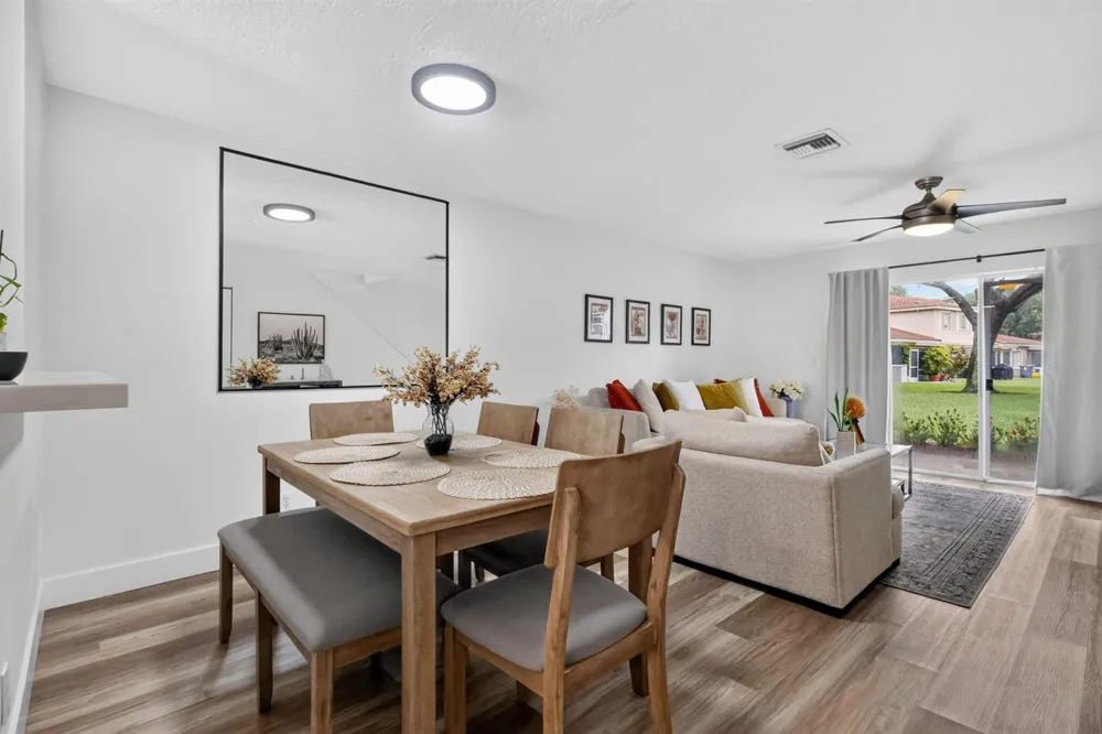 9899 KAMENA CIRCLE Boynton Beach, FL 33436
