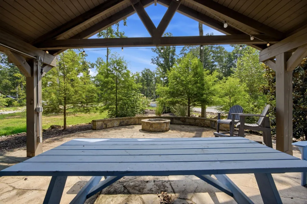 292 Waters Edge Way Tracy City, TN 37387