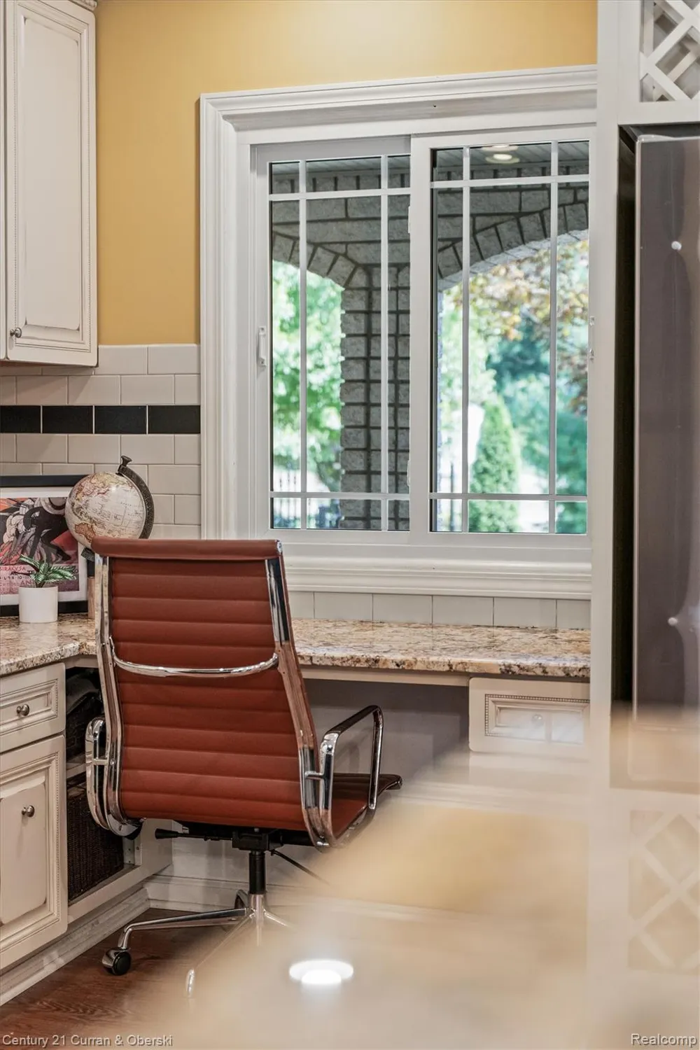 15389 Lakeside Street Plymouth Charter Township, MI 48170