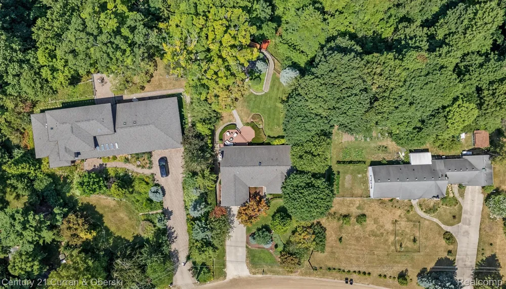 15389 Lakeside Street Plymouth Charter Township, MI 48170
