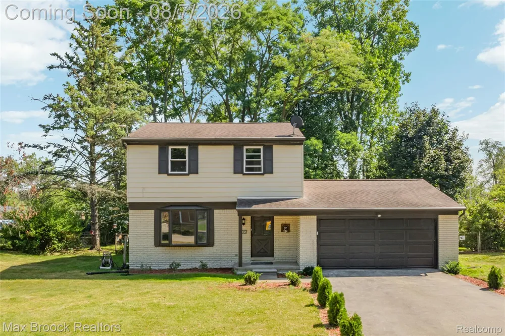 1874 Hopkins Drive Wixom City, MI 48393