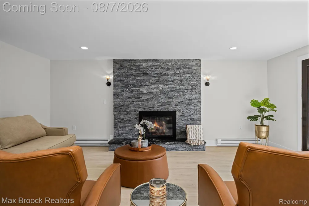 1874 Hopkins Drive Wixom City, MI 48393
