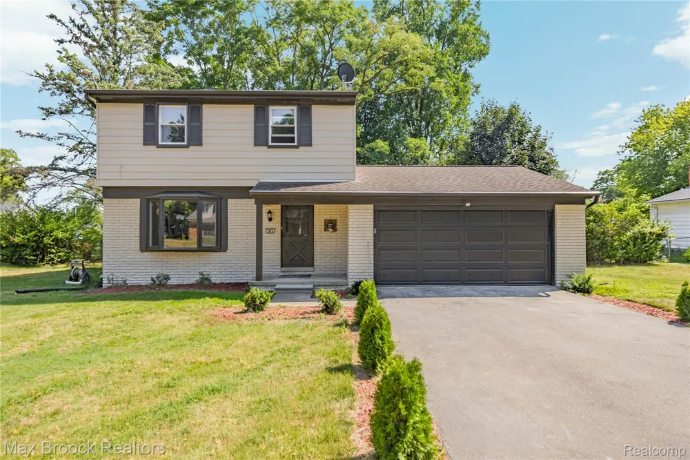 1874 Hopkins Drive Wixom City, MI 48393