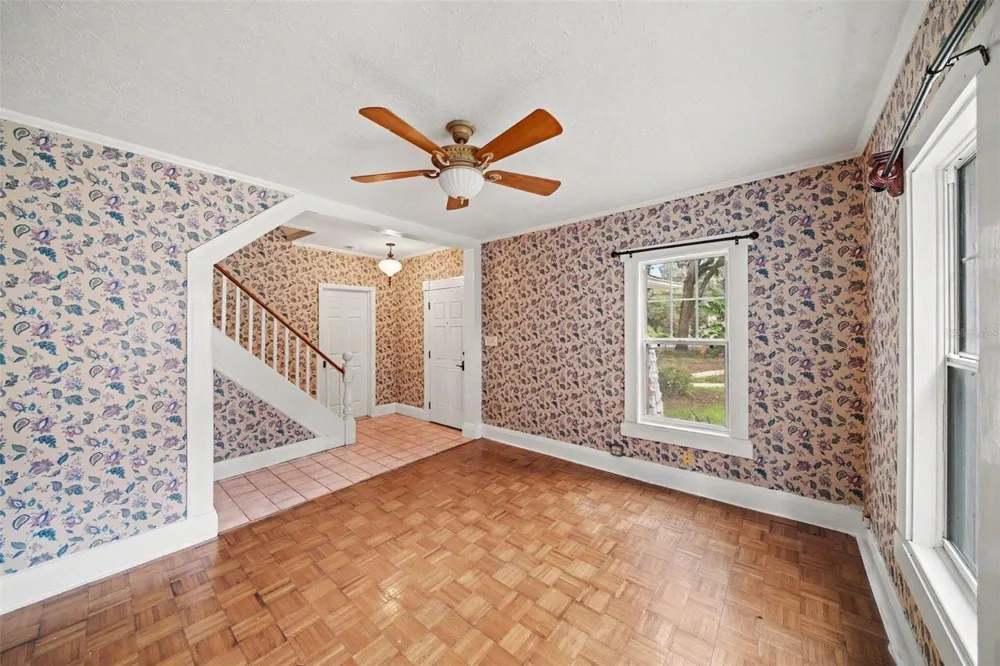 1509 W WINDHORST ROAD Brandon, FL 33510