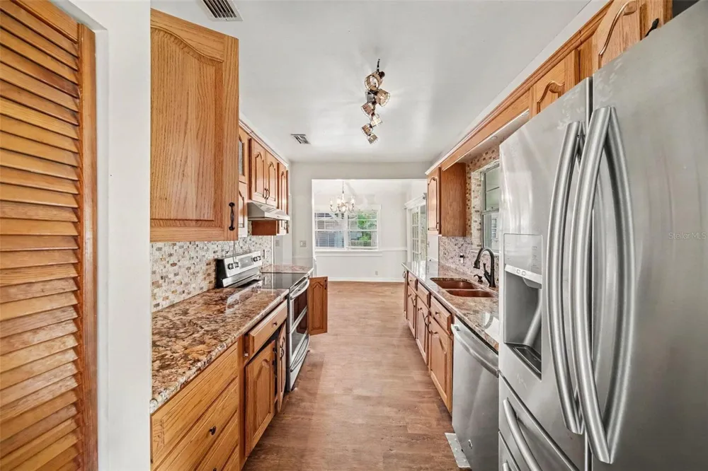 1509 W WINDHORST ROAD Brandon, FL 33510