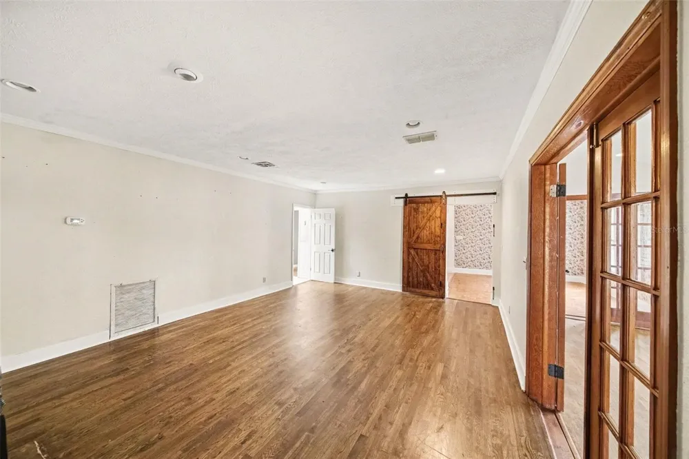 1509 W WINDHORST ROAD Brandon, FL 33510