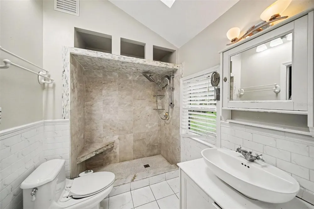 1509 W WINDHORST ROAD Brandon, FL 33510