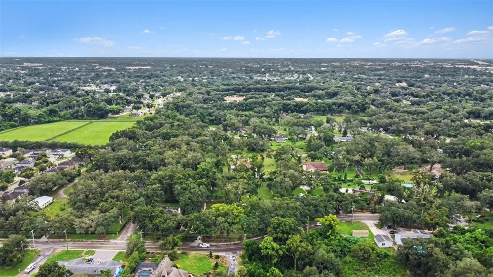 1509 W WINDHORST ROAD Brandon, FL 33510
