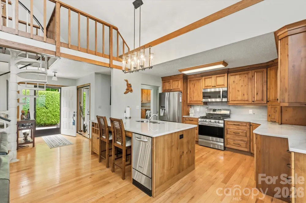 2484 Connestee Trail Brevard, NC 28712