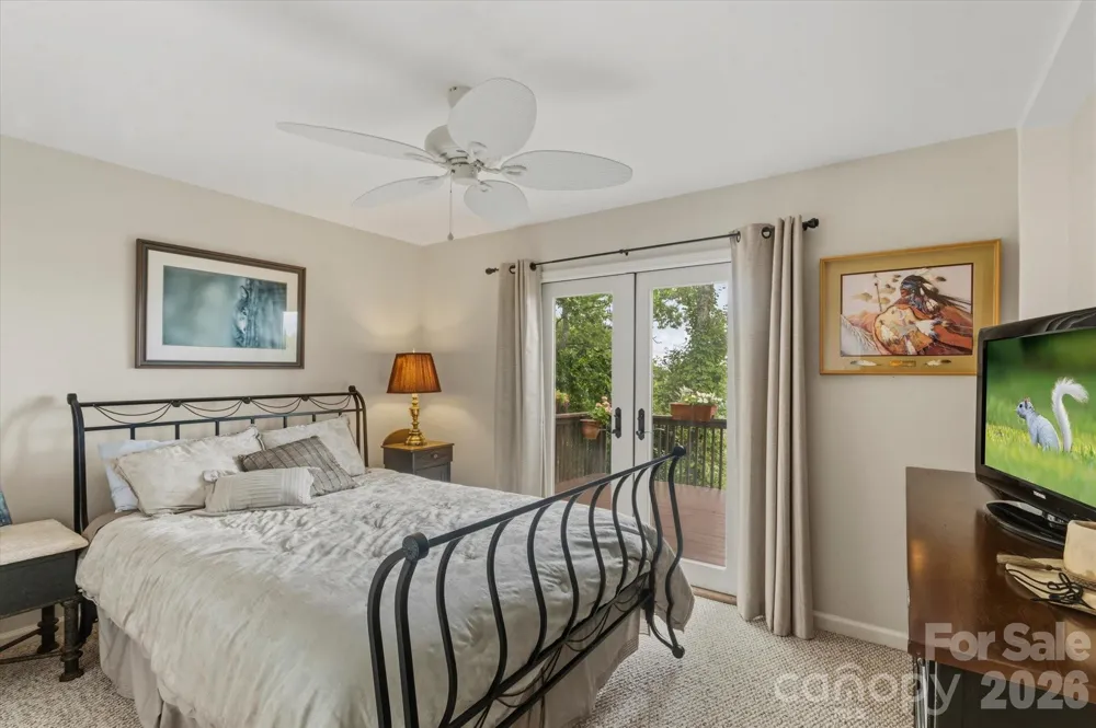 2484 Connestee Trail Brevard, NC 28712