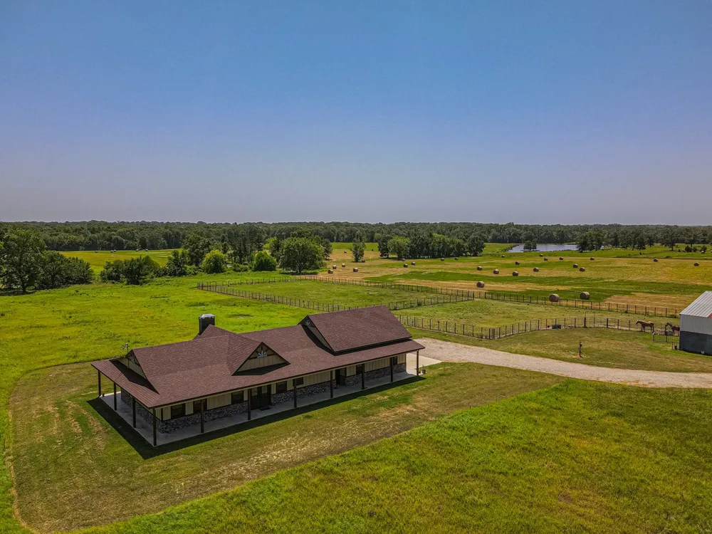 2141 Rs County Road 2250 Alba, TX 75410