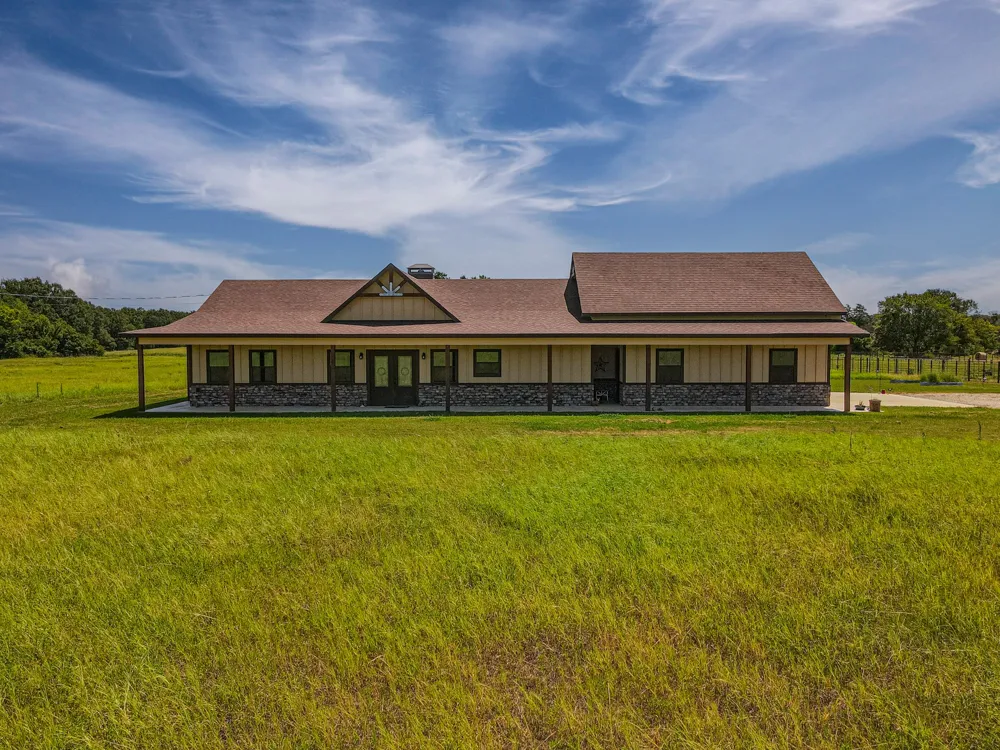 2141 Rs County Road 2250 Alba, TX 75410