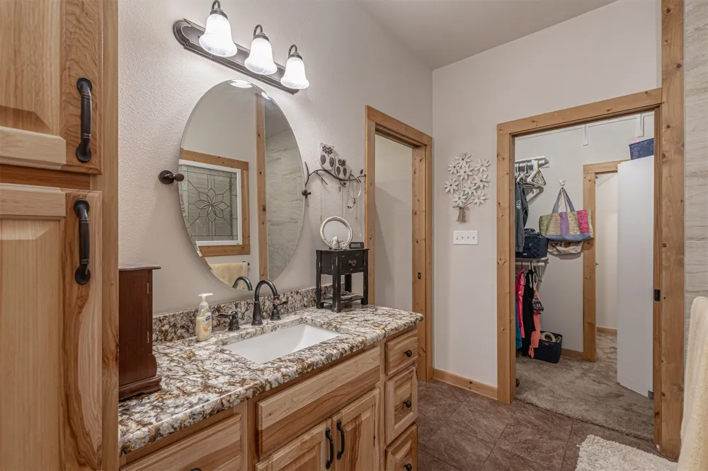 2141 Rs County Road 2250 Alba, TX 75410
